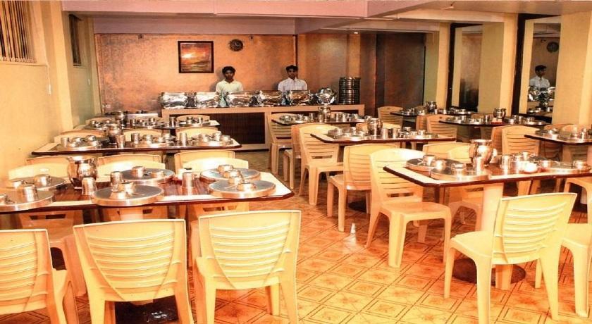 Hotel Rahil International Mahabaleshwar Exterior photo